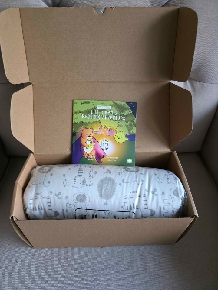 Brand new Toddler pillow with pillowcase - photo 4