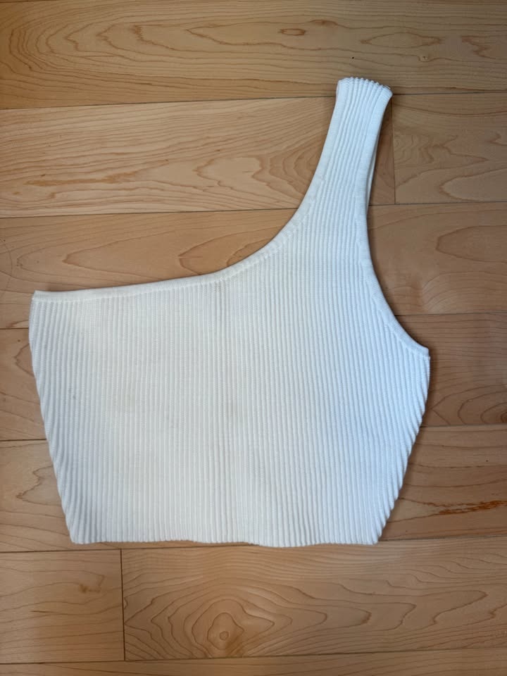 CLOSET SALE: Sculpt Knit One-Shoulder Cropped Tank - photo 4