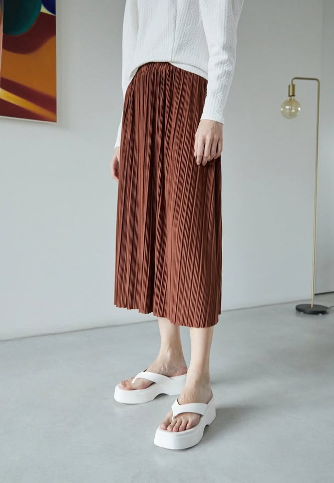 CLOSET SALE: Samsoe Uma Pleated Skirt - photo 5