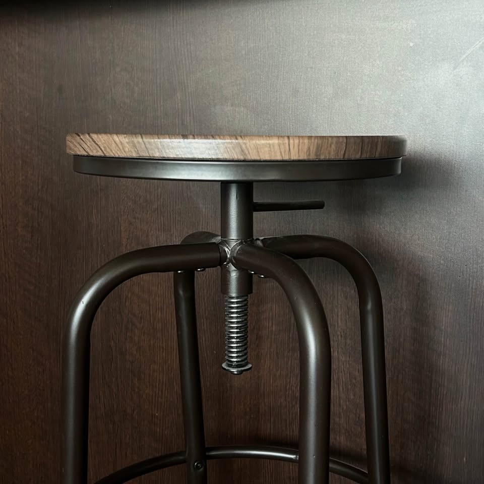 Two Bar Stools - photo 3