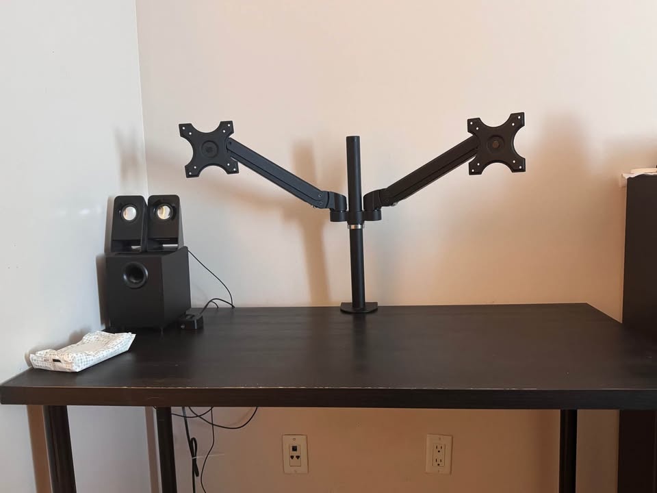 Moving Sale: IKEA LAGKAPTEN/ADILS Desk, Black-Brown/Black, 120x6 - photo 3