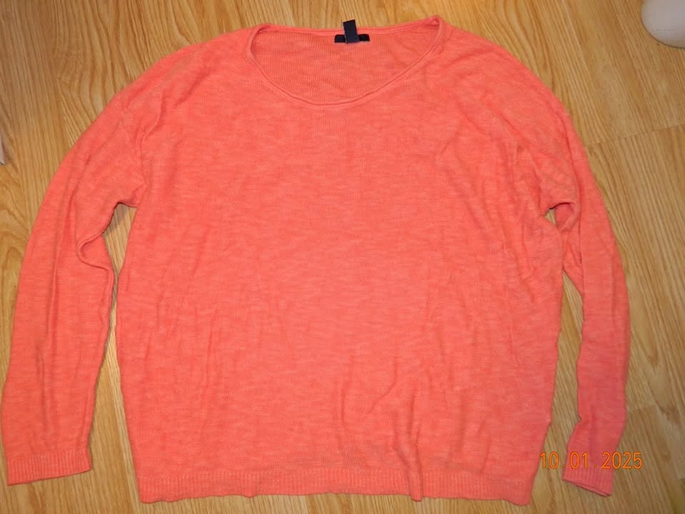 GAP LIGHTWEIGHT SWEATER size XL...VGUC-EUC