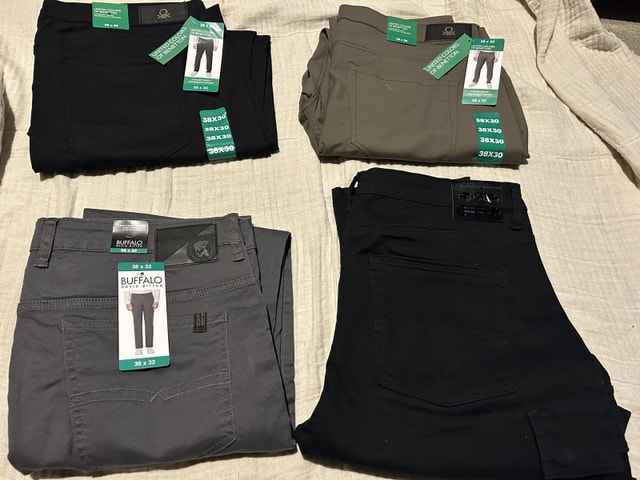 Brand New Men's Casual Jeans Pants Trousers - Size 38