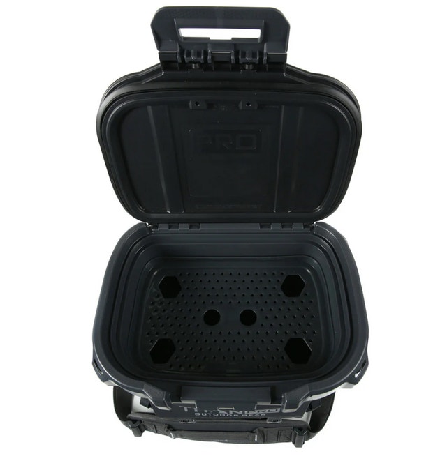 Titan Deep Freeze Cooler Bag - 36 Can Welded Cooler - photo 4