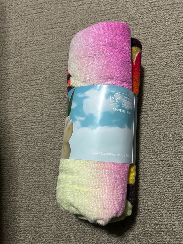 Brand New Malibu Travel Beach Towel - photo 4