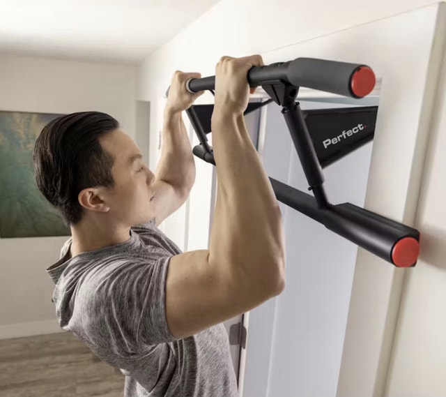 Brand New Perfect Fitness Multi-Gym MAX Doorway Pull Up Bar
