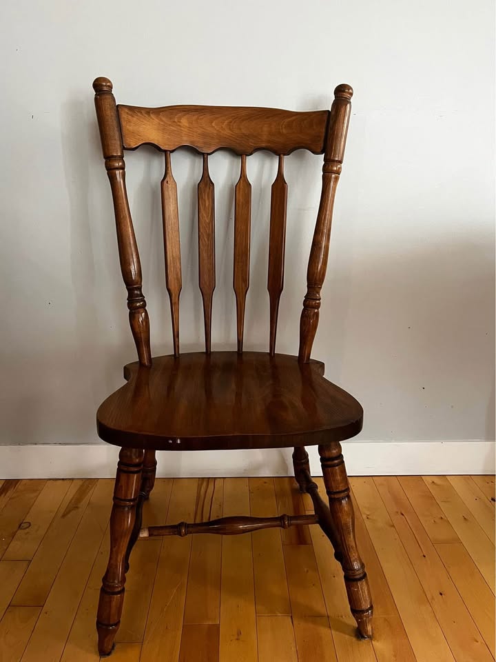 Solid Oak Dining table & 4 Dining Chairs - photo 3