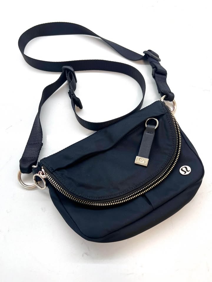 Lululemon All Night Festival Bag Micro 2L - photo 5