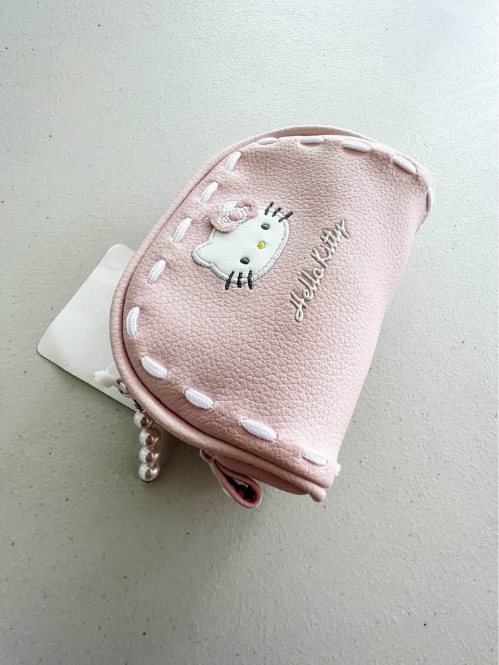 Brand New Pink Hello Kitty Pouch - with tags