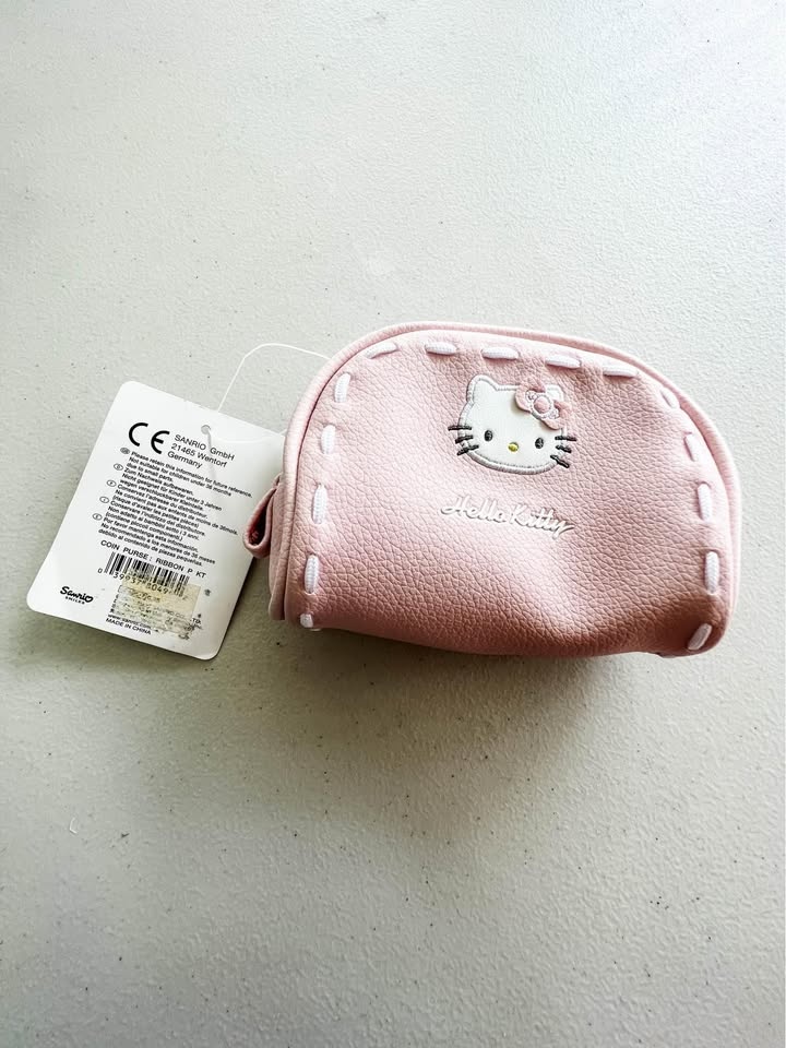 Brand New Pink Hello Kitty Pouch - with tags - photo 2