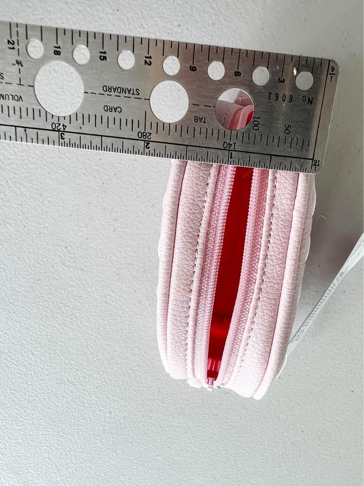 Brand New Pink Hello Kitty Pouch - with tags - photo 5