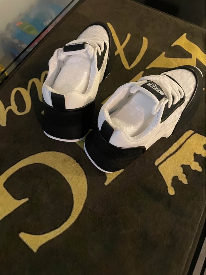 Classic casual sports sneakers - photo 2
