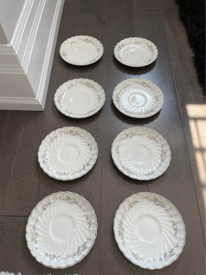 Johnson Bros England Tea Cups Set - photo 4