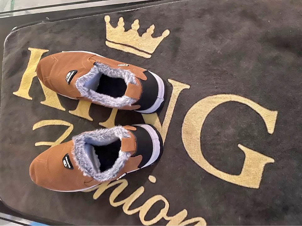 Unisex low top winter boots