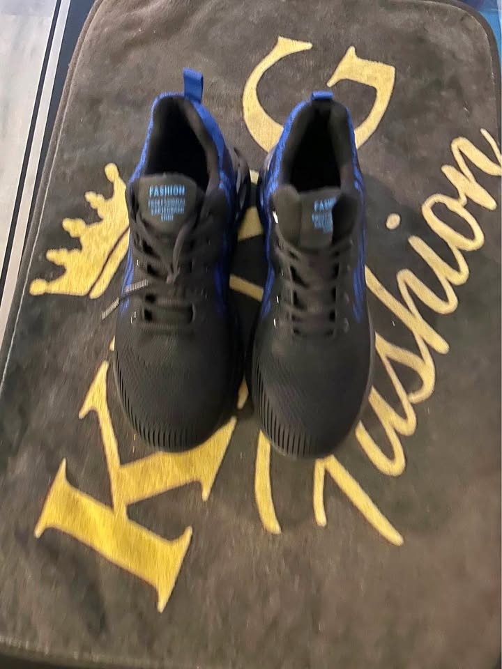 Men’s breathable casual shoes