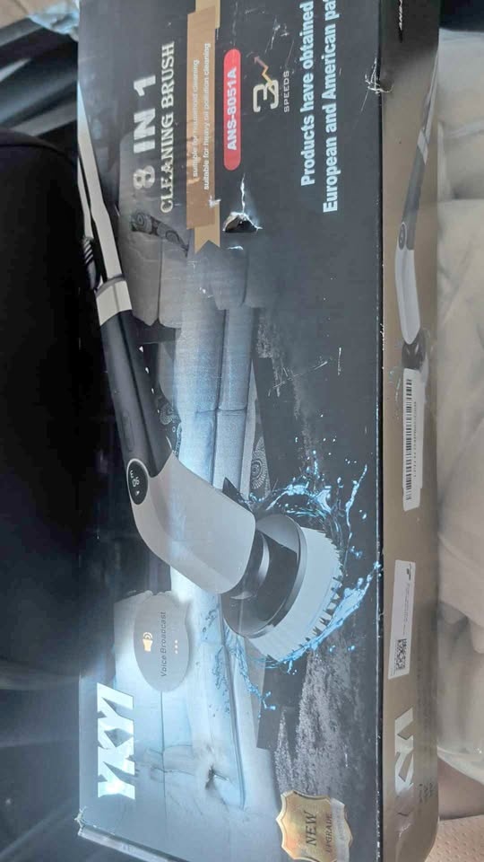 8-in-1 Cleaning Brush