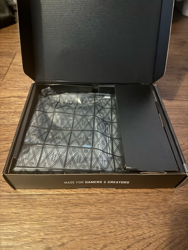 NEW MSI X570S CARBON WIFI NEED GONE - photo 5
