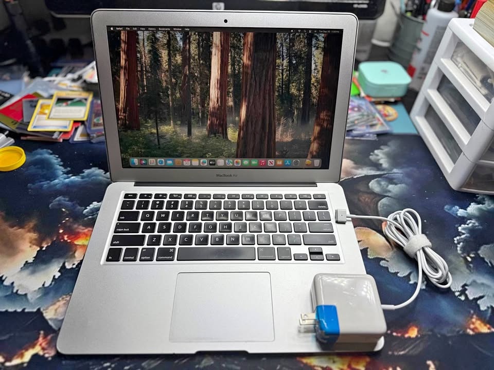 Early 2014 A1466 13” MacBook Air