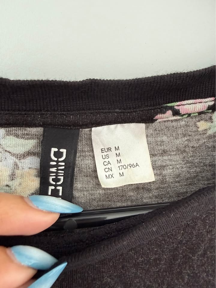 H&M Floral Tie Front Crop Top Medium - photo 2