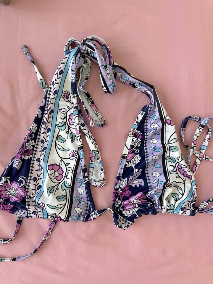 SHEIN Halter Floral Paisley Bikini Top M