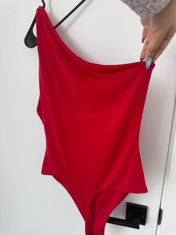 Red One-Shoulder Bodysuit US 10 - photo 3