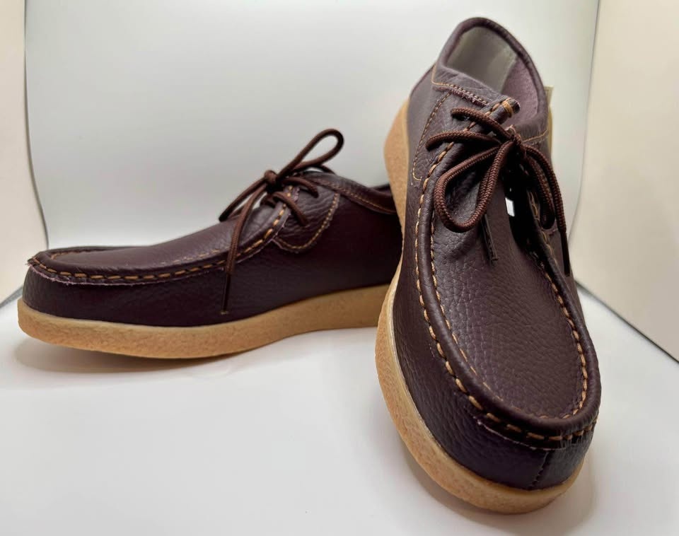 Brand new Melody Cowhide Brown Boots size 7-7.5 - photo 3