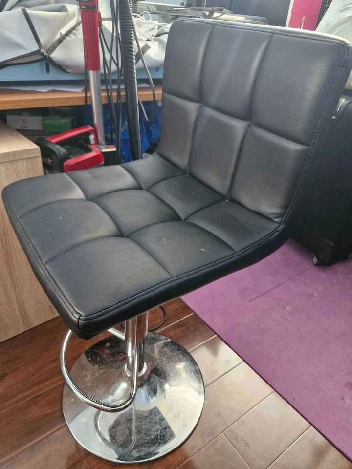 Bar stool - photo 2