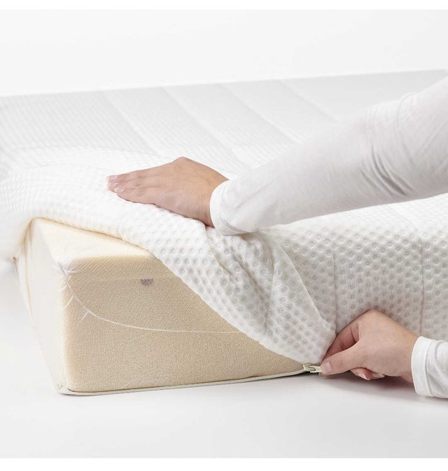 IKEA King Size Mattress - photo 3