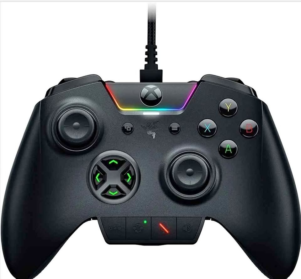 Razer Wolverine Ultimate Gaming Controller (Xbox, PC) - New, Com