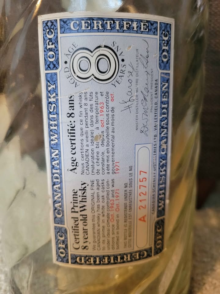 Canadian Schenley O.F.C. Whiskey Bottle - photo 5