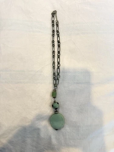 Art Deco-Style Necklace W/Green Glass And Faux Jade Bead On A Si