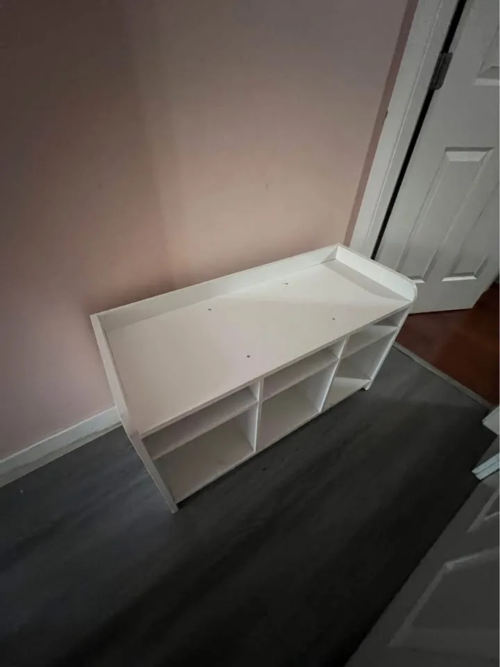 Storage bench/tv stand 🥕 image indicator(3)