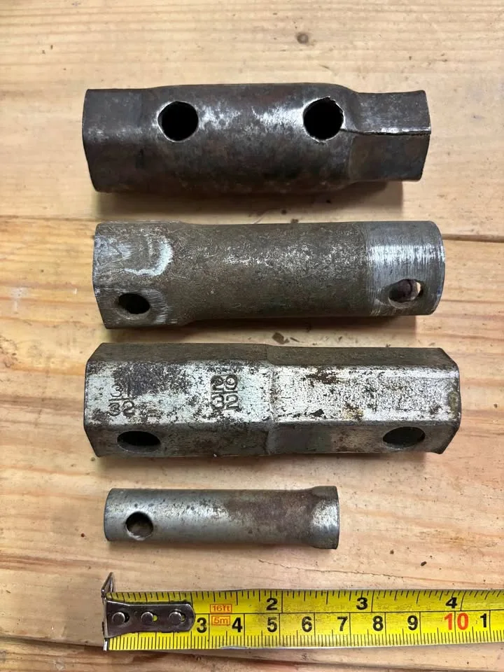Tube sockets thumbnail