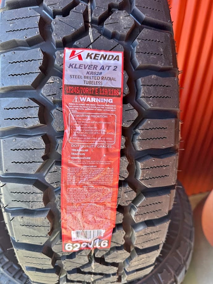 KENDA KLEVER A/T 2 LT245/70R17 E 119/116S Tires