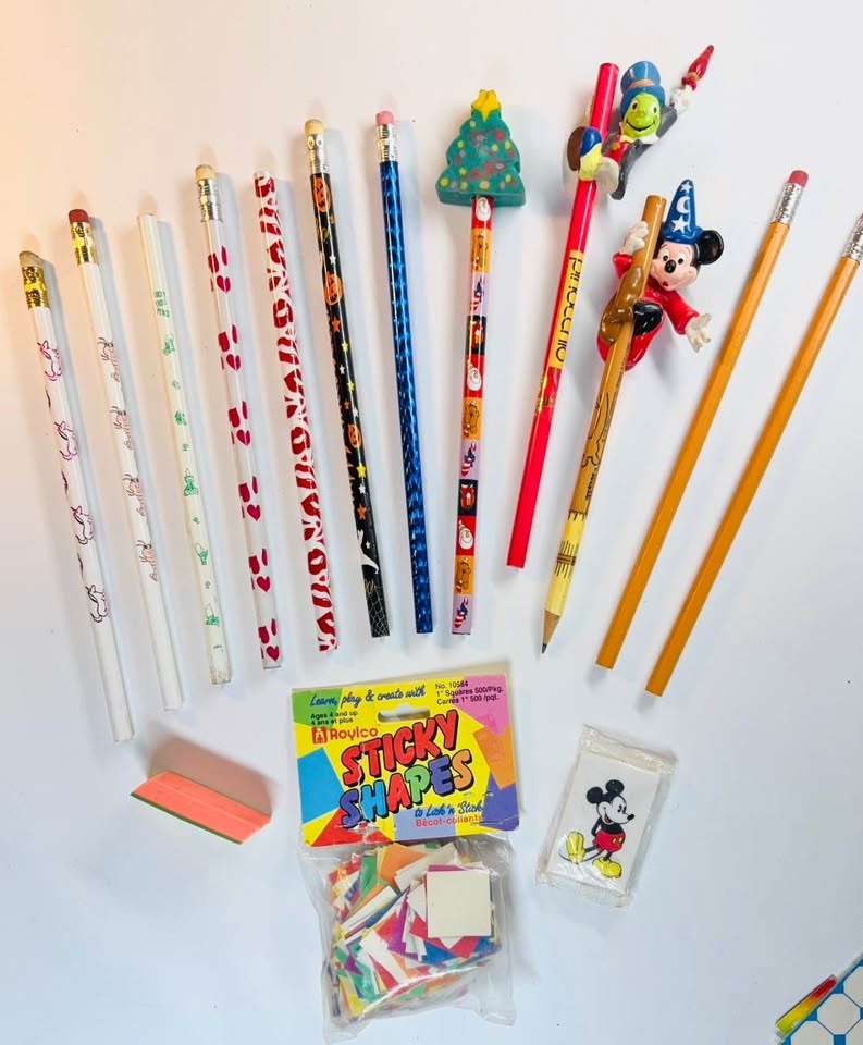 Vintage Mickey Mouse & Pinocchio Pencils, Mickey Eraser, School - photo 2