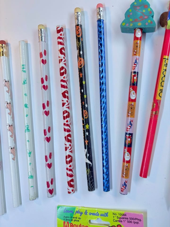 Vintage Mickey Mouse & Pinocchio Pencils, Mickey Eraser, School - photo 4
