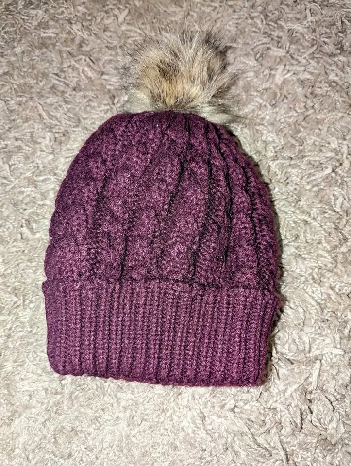 Burgundy Knit Hat with Faux Fur Pom thumbnail