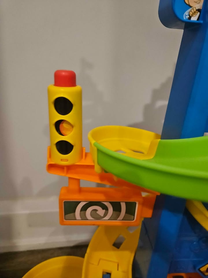 Little People Car Track - photo 3