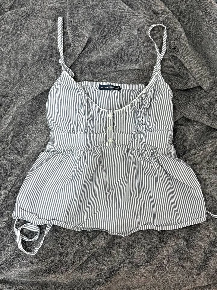 Brandy Melville Top