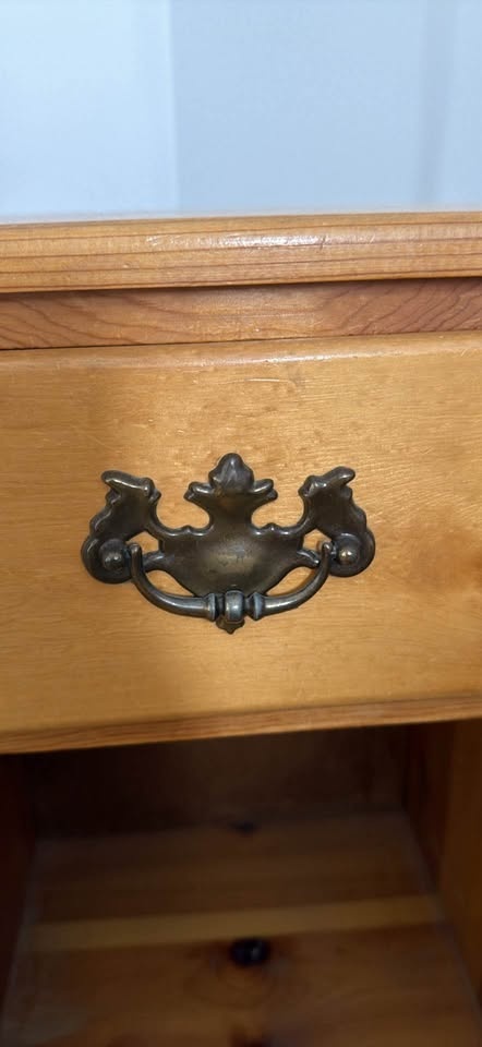 Vintage Wood Nightstand 17"W x 26.5"H x 13.5"D - photo 4
