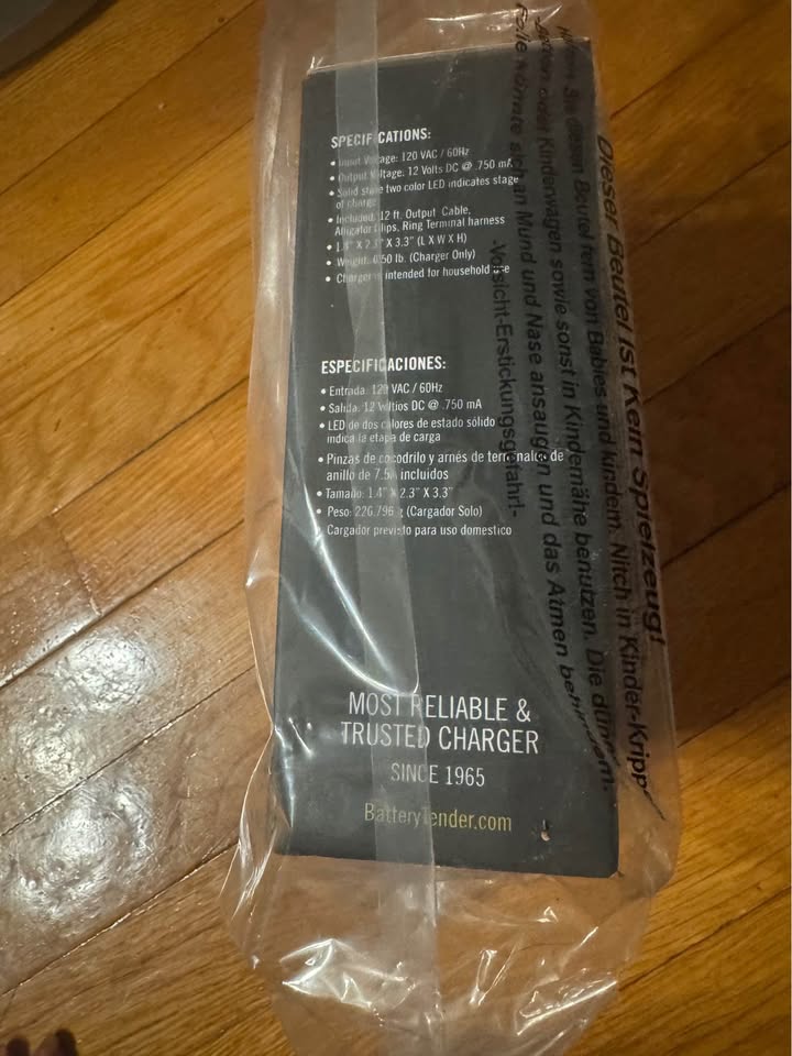 Battery Tender Junior 750mA Charger/Maintainer - photo 4