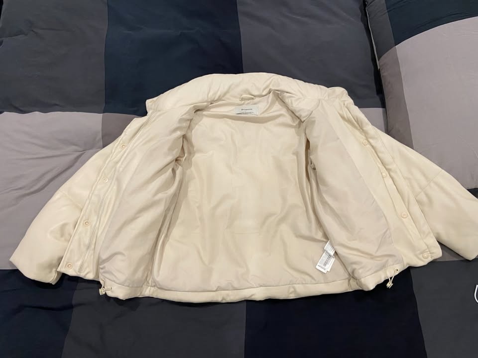 Stradivarius Women's Winter Jacket - Size: XS (24) - photo 3