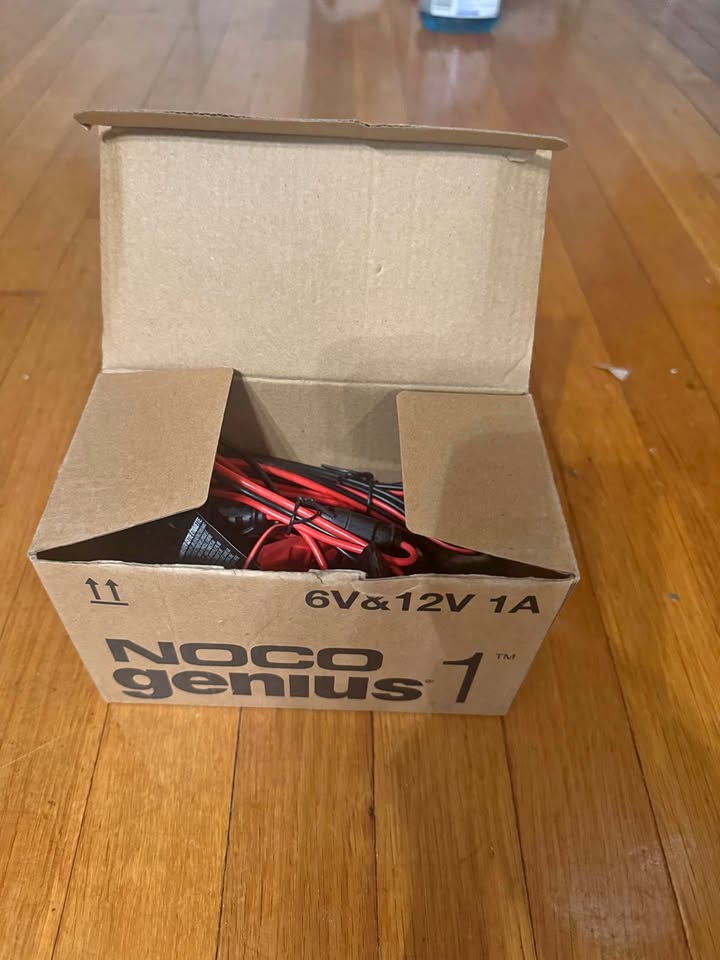 Battery Chargers – NOCO Genius1 & Battery Tender Junior 12V
