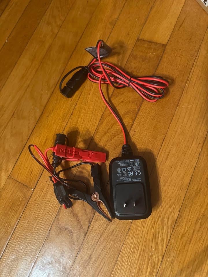Battery Chargers – NOCO Genius1 & Battery Tender Junior 12V - photo 2
