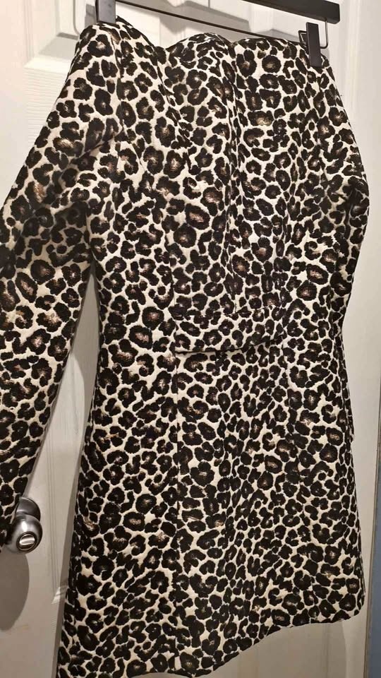 LeChateau Women's Size XS Leopard Print Jacket