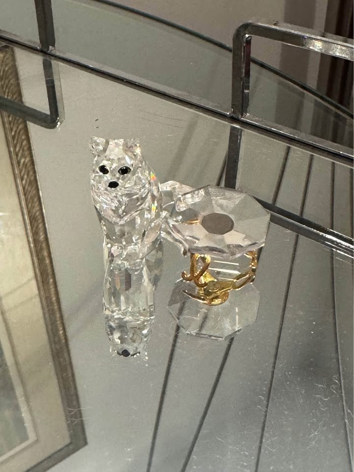 Swarovski Crystal cat with armchair - photo 4
