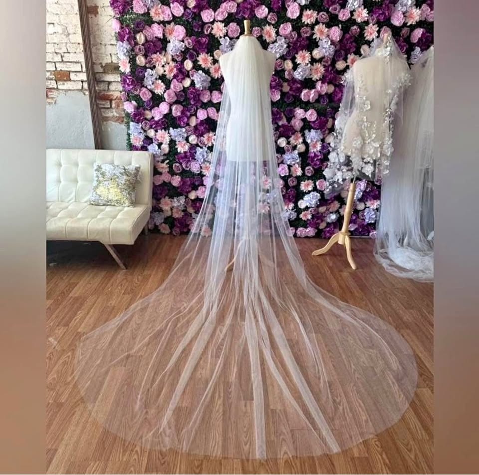 White Cathedral Wedding Veil
