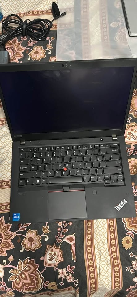 Lenovo ThinkPad T14 - photo 2