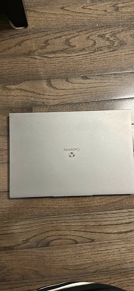 Gateway GW16-51P Laptop