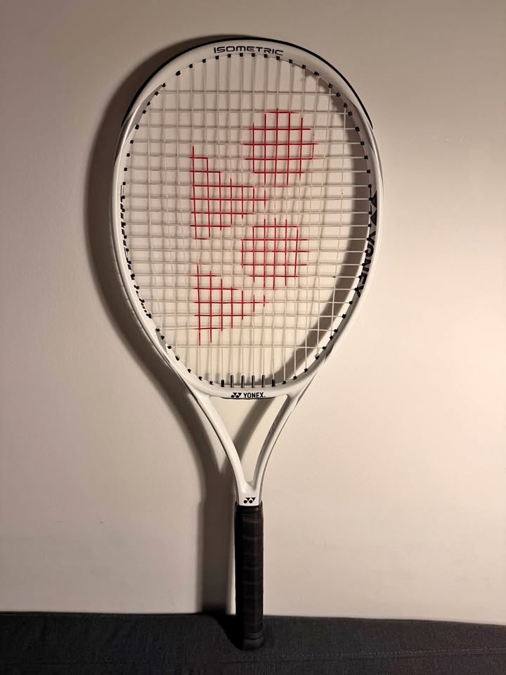 Yonex tennis racket